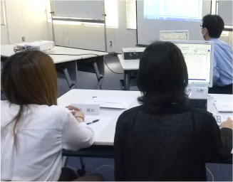 社内研修の様子